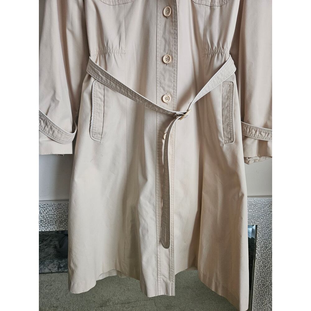 Vintage Neutral Trench Coat – Women’s Size 15 (Fits Modern S/M) - Picture 8 of 13
